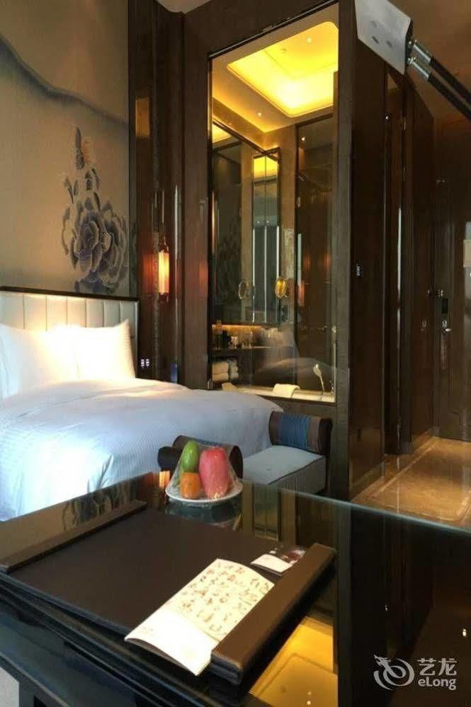Wanda Vista Kunming Hotel Exterior foto